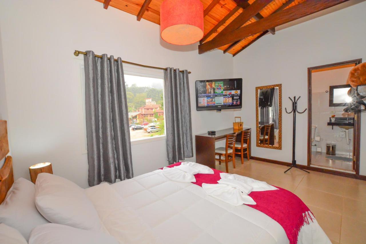 Maison Bleue Suites Monte Verde  Ngoại thất bức ảnh
